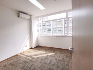 天经大厦266平精装2＋1