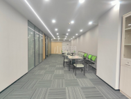 红山甲级楼、精装168平、3+1格局