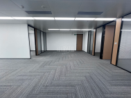 民治甲级楼、精装284平、3+1格局