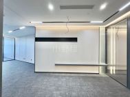 精装修，采光通透，无遮挡，超高实用率！