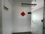 杨美地铁口办公室精装125平、2+1格局