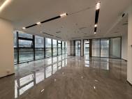 杨美地铁站308平精装修出租