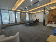 星河世纪大厦219平方4+1格局