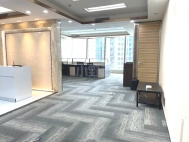 京基滨河A座288平精装3＋1