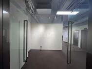 龙华甲级楼、精装168平、高使用率