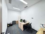 智慧广场265平3＋1格局出租