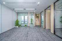 新世界中心177平豪华装修3+1格局