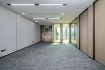 新世界中心198平豪装3+1格局朝东