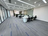 京基滨河时代大厦468平5+1格局