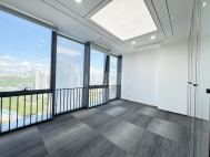 金迪世纪大厦378平精装3＋1