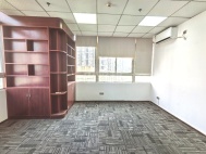 泰然工贸园210栋西座 318m²