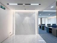 红山地铁零距离龙光玖钻甲级写字楼215平