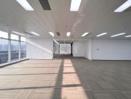 物资置地大厦朝西南向492平7+1出租