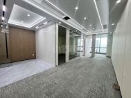 福田上梅林地铁口甲级3+1户型整层新装修