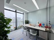 方大城朝东向380平4+1格局出租