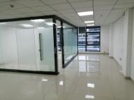 上芬地铁口精装600平5+3格局整层出租