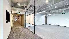 宝能中心朝南向320平4+1格局出租