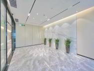 鹏润达高区精装海景房895平 电梯口