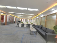 福田中心区正电梯口精装7+1户型双面采光