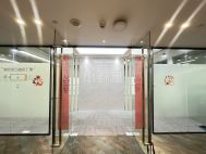 禹州大厦电梯口135平1+1格局出租