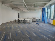 万科云创二期224平精装