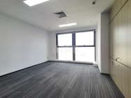 莲花广场900平精装11＋1