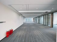 交通便利 滨海大道旁