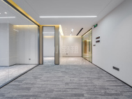 中心区金中环全新装修148平2+1格局