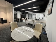 福田地铁口精装层高5米户型方正实用