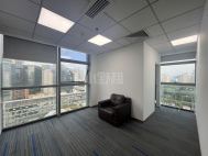 迈科龙大厦240平精装3＋1