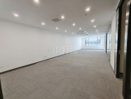 泰邦科技大厦180平精装4＋1