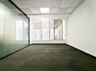 TCL大厦825平精装8＋1