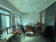 苍松大厦 243平 2+1 朝向西