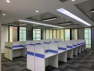 粤美特大厦660平精装7＋1