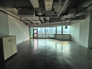 福田中心区精装公园内办公户型方正实用