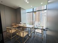 盛龙时代广场 300平 4+1格局