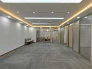 中心商务大厦 精装 238平4+1格局