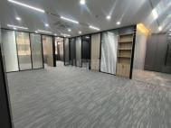 福田地铁站户型方正实用4+1格间