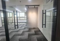 联合广场，岗厦地铁口，精装修