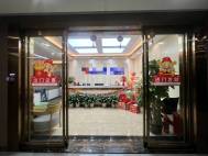 世纪汇广场7+1朝西南