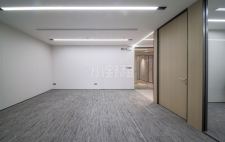 中心区港中旅大厦183平3+1格局精装修