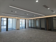 福田中心区高使用率办公室出租可配家私