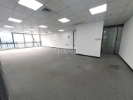 航盛高区精装200平 3+1格局