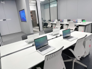 深南地标大厦 218平全精装 拎包入驻