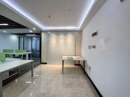 精装修，采光通透，无遮挡，超高实用率！