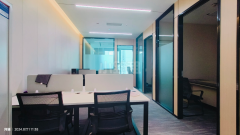 新天世纪商务中心A座132平精装3＋1