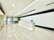 南山科技园整层办公室出租，地铁口，配套齐