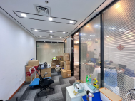 1+1稀缺小面积房源 地铁口 双面采光