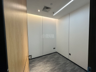 新天世纪商务中心A座138平精装3＋1