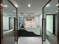 新天世纪A座318平5+1西南看海